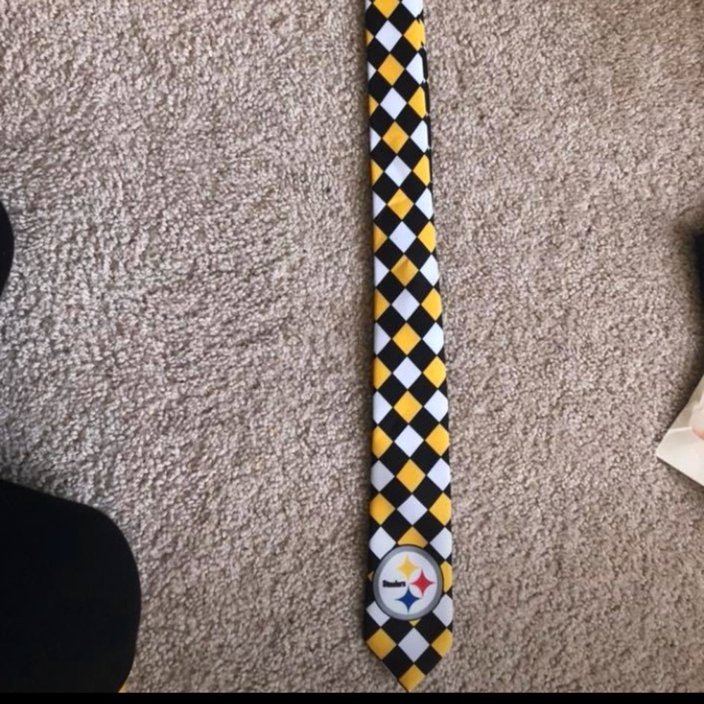 Steelers tie